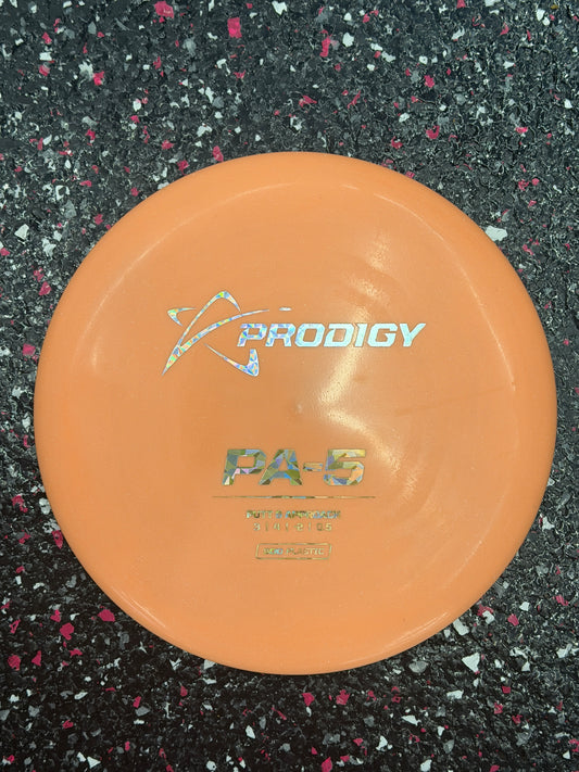 Prodigy | PA-5| 300 Plastic | Putter | 3/4/-2/0