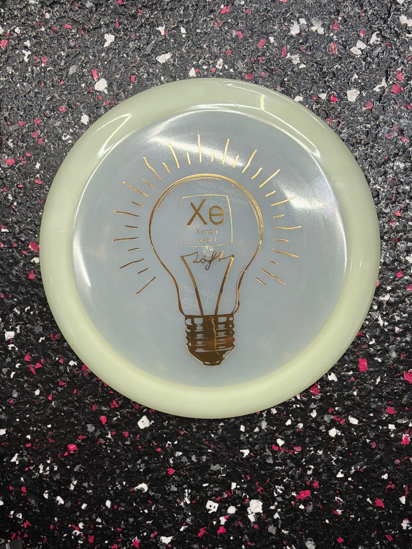 9 | 3 | 0 | 4 Loft Discs Xenon Y-Solid Glow