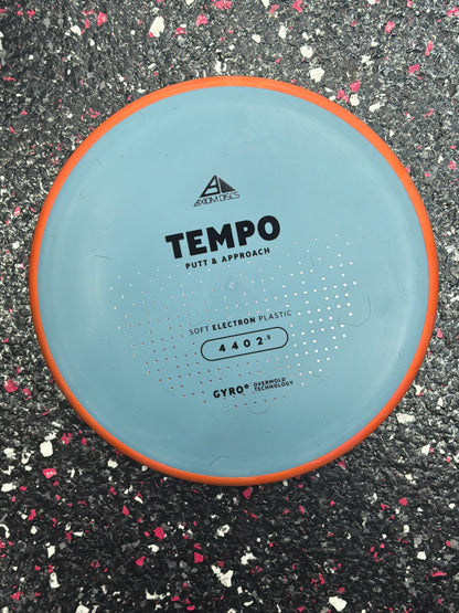 4/4/0/2.5 Axiom Tempo