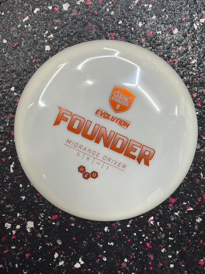 5 / 6 / -4 / 1 | Discmania Neo Founder |