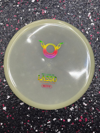 3/3/0/2 Mint Discs Lasso